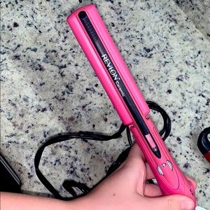 Revlon straightener